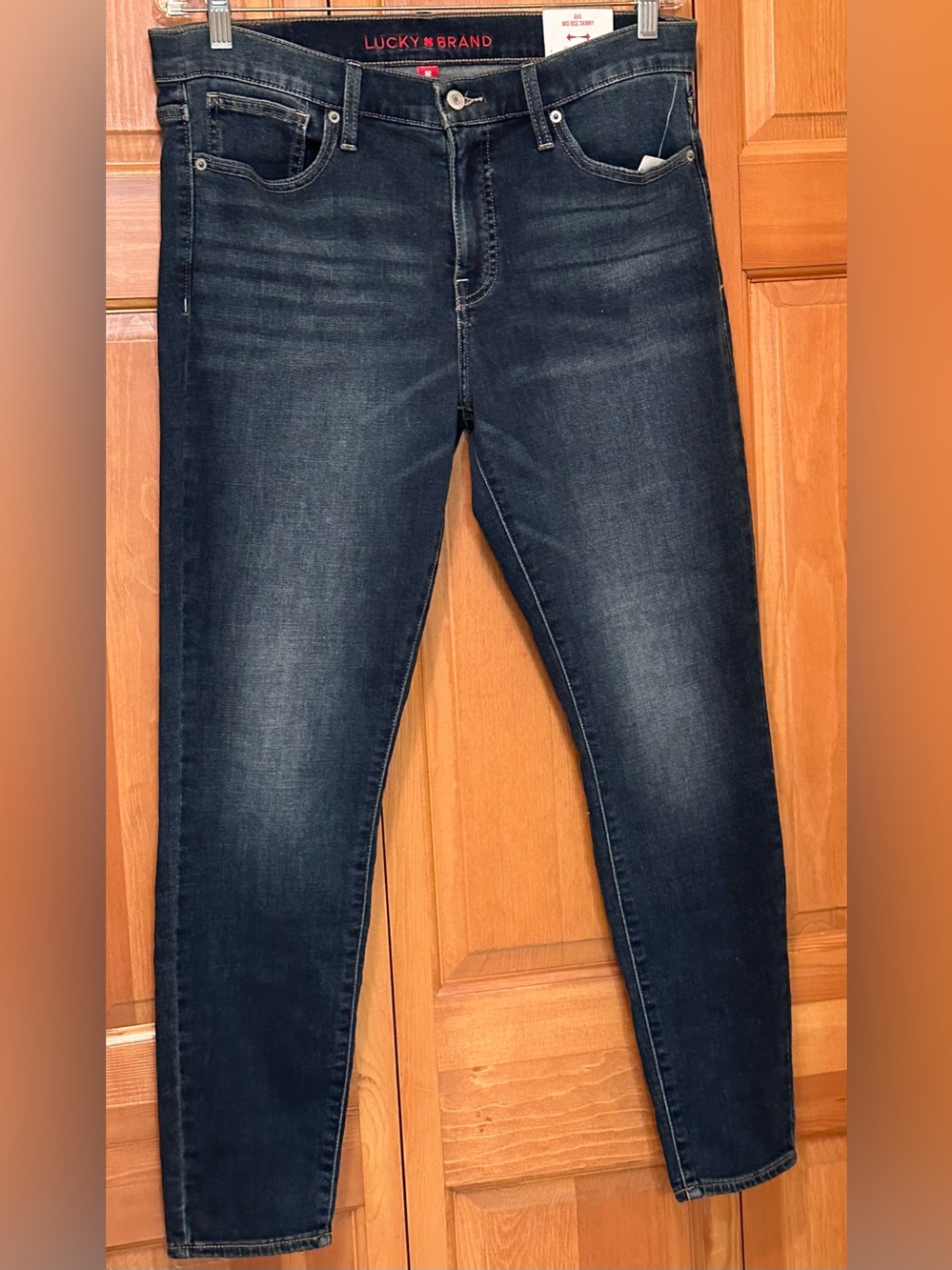 Lucky Brand Women’s Ava Mid Rise Skinny Fit size 14/32 brand new with tags